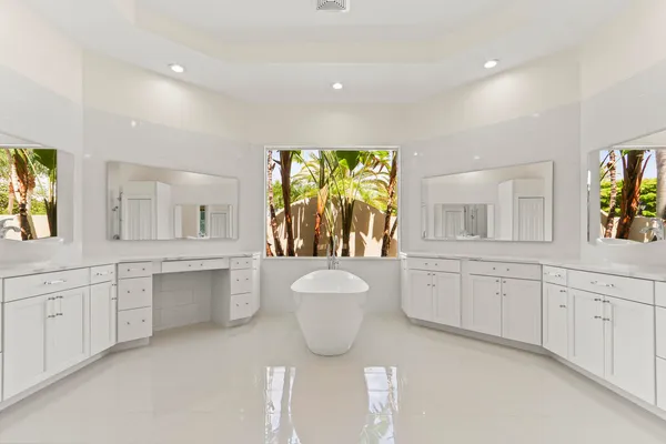 $1,850,000 | 8280 Woodsmuir Drive, Palm Beach Gardens, FL 33412