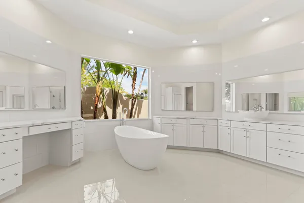 $1,850,000 | 8280 Woodsmuir Drive, Palm Beach Gardens, FL 33412