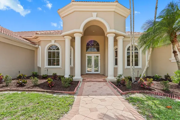 $1,850,000 | 8280 Woodsmuir Drive, Palm Beach Gardens, FL 33412