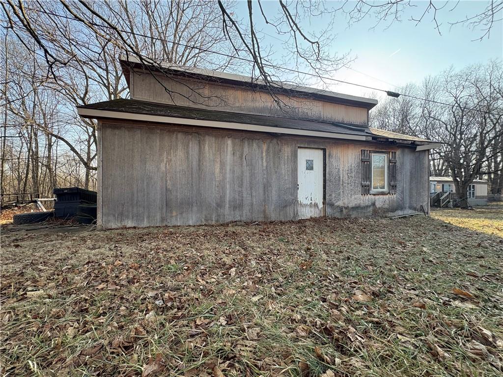 367 Studebaker Road Slippery Rock, PA 16057 - Photo 7 of 14 a backyard of a house