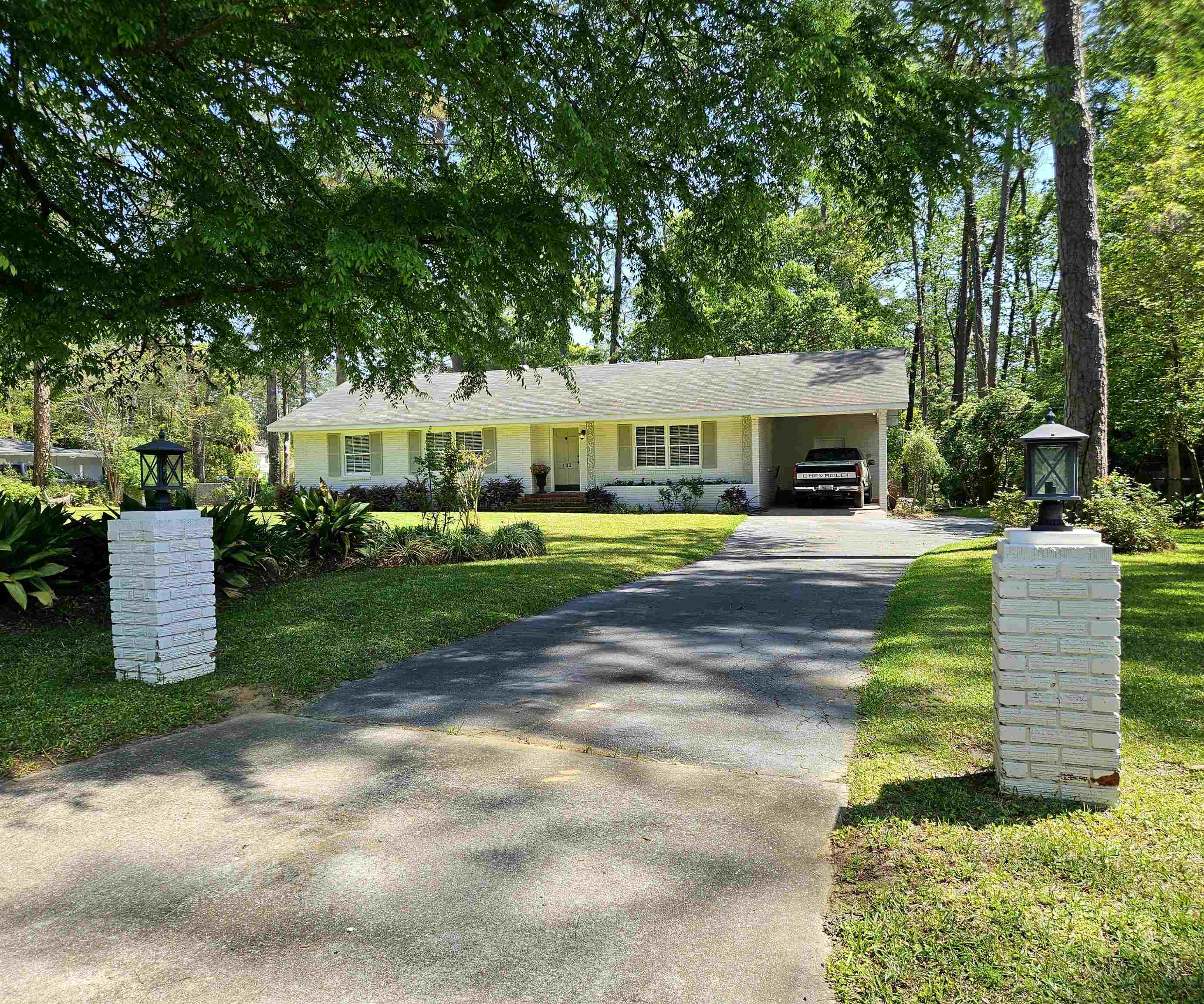 102 Sandra Street Thomasville, GA 31792 - Photo 2 of 67