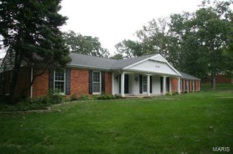 28 Williamsburg Road St. Louis, MO 63141 - Photo 1 of 1 Gallery Image 1