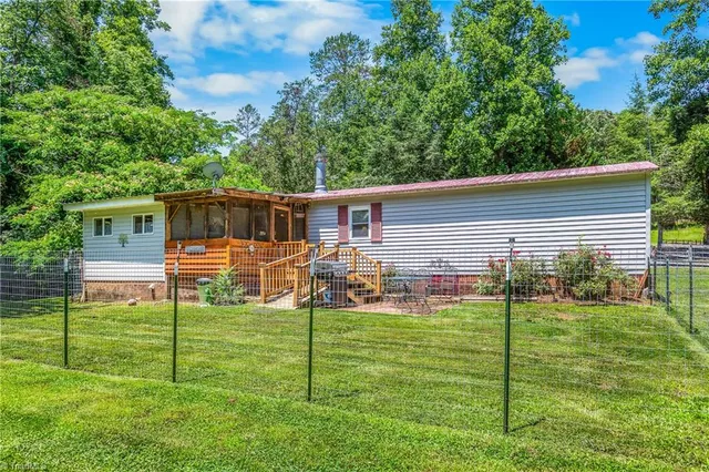 $265,000 | 1174 Byrds Curve Road, Elkin, NC 28621