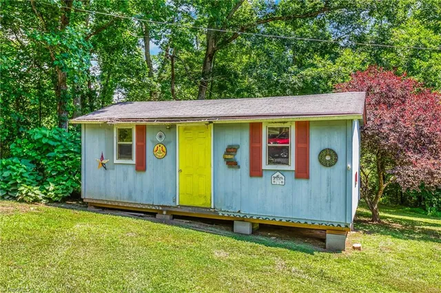 $265,000 | 1174 Byrds Curve Road, Elkin, NC 28621