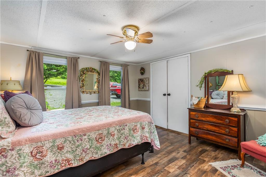 1174 Byrds Curve Road Elkin, NC 28621 - Photo 8 of 28 Gallery Image 8