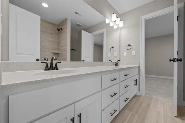 $617,500 | 18580 West 169th Terrace, Olathe, KS 66062