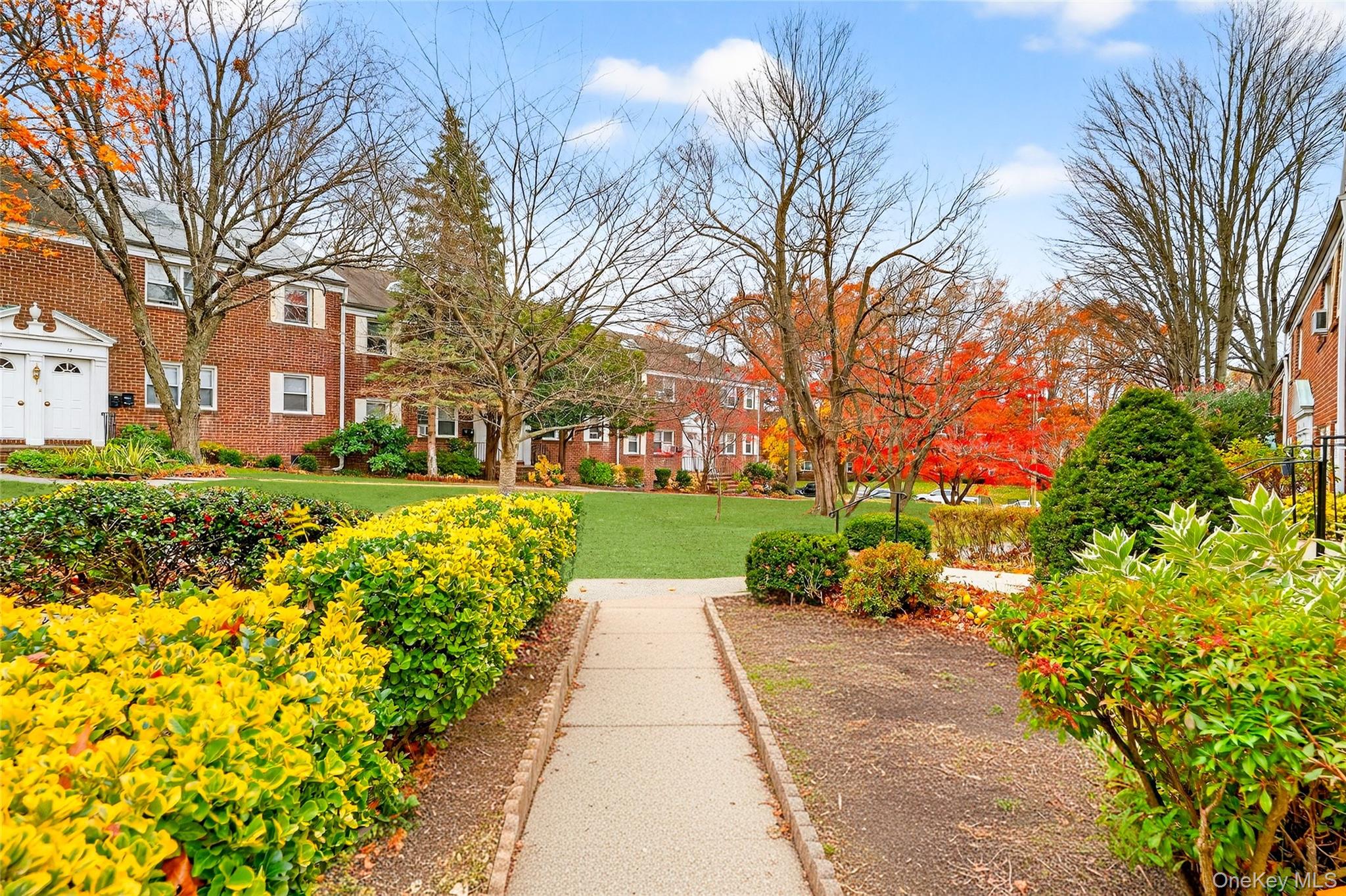 717 Tuckahoe Road, Unit 16A Yonkers, NY 10710 - Photo 6 of 10