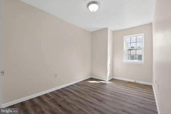 $299,950 | 8215 Tomlinson Court, Severn, MD 21144