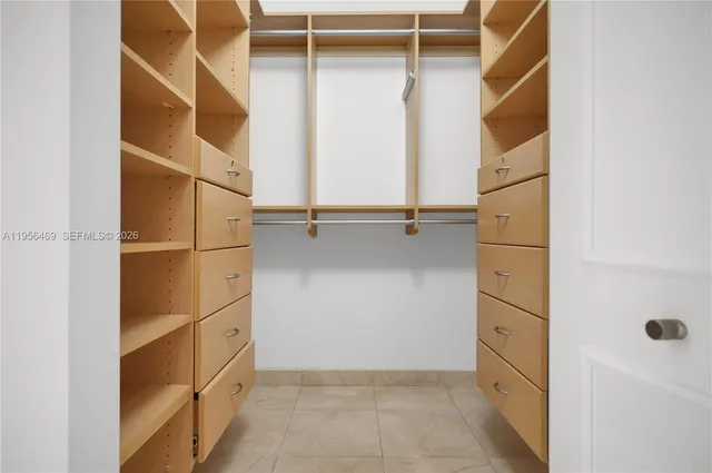 $5,900 | 901 Brickell Key Boulevard, Unit 805, Miami, FL 33131