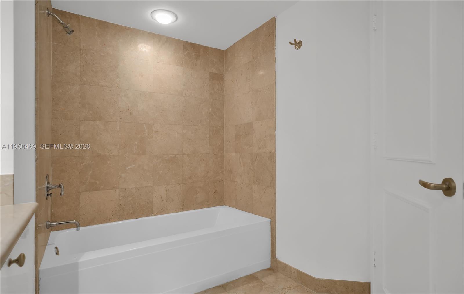 901 Brickell Key Boulevard, Unit 805 Miami, FL 33131 - Photo 15 of 45