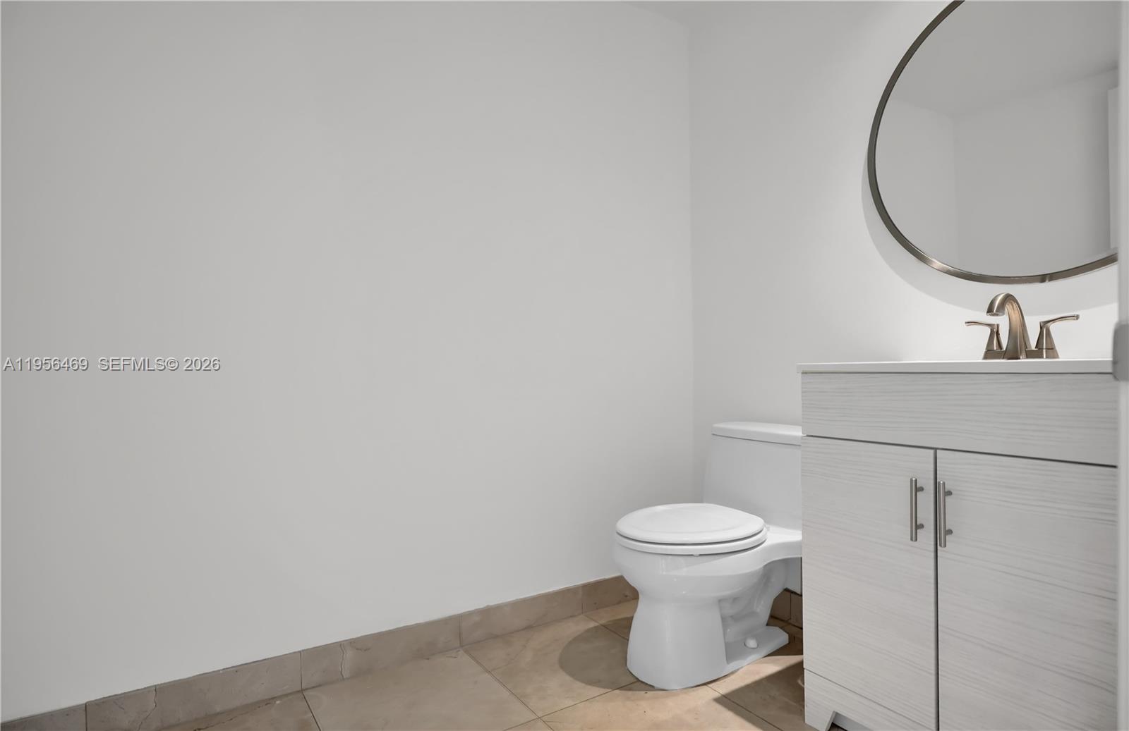 901 Brickell Key Boulevard, Unit 805 Miami, FL 33131 - Photo 25 of 45