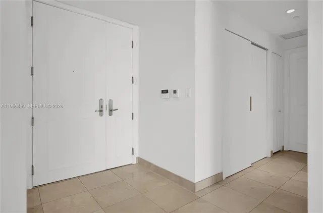 $5,900 | 901 Brickell Key Boulevard, Unit 805, Miami, FL 33131