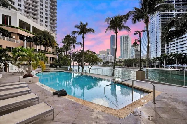 $5,900 | 901 Brickell Key Boulevard, Unit 805, Miami, FL 33131