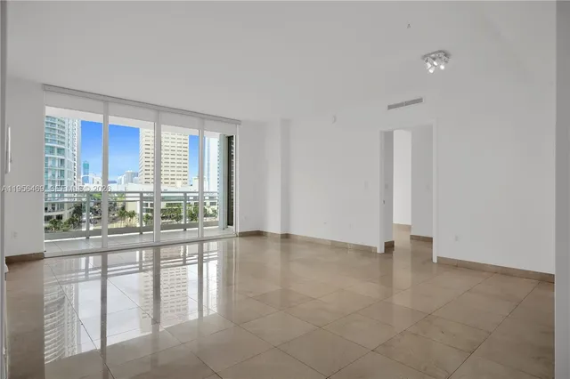 $5,900 | 901 Brickell Key Boulevard, Unit 805, Miami, FL 33131