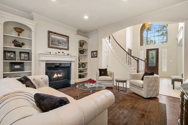 $7,400 | 2 Lenox Hill Drive, The Woodlands, TX 77382