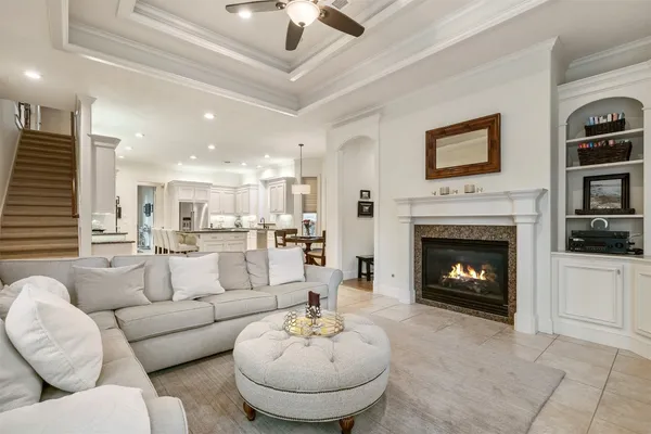$7,400 | 2 Lenox Hill Drive, The Woodlands, TX 77382
