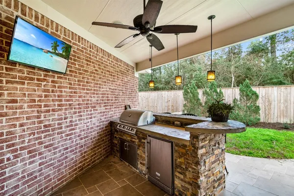 $7,400 | 2 Lenox Hill Drive, The Woodlands, TX 77382