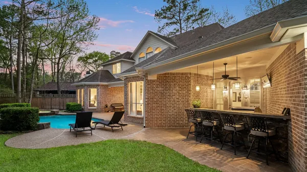 $7,400 | 2 Lenox Hill Drive, The Woodlands, TX 77382