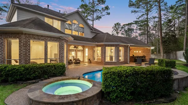 $7,400 | 2 Lenox Hill Drive, The Woodlands, TX 77382