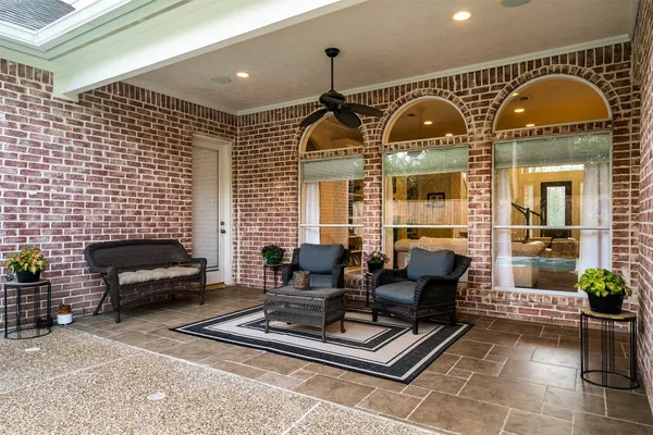 $7,400 | 2 Lenox Hill Drive, The Woodlands, TX 77382