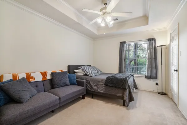 $7,400 | 2 Lenox Hill Drive, The Woodlands, TX 77382