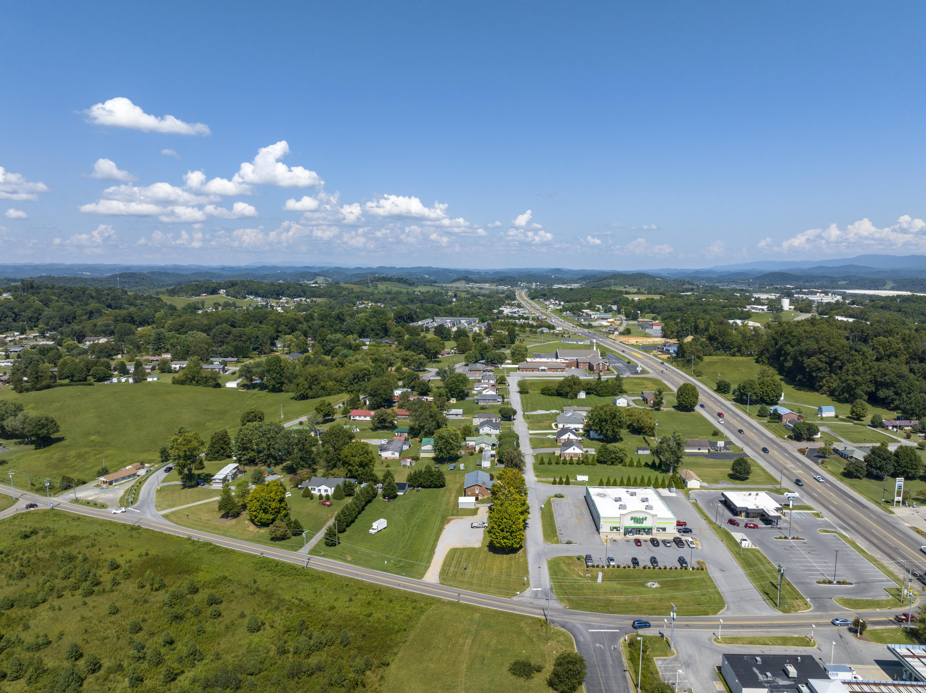 150 Allison Road Piney Flats, TN 37686 - Photo 4 of 6 AllisonRd-Aerials-14