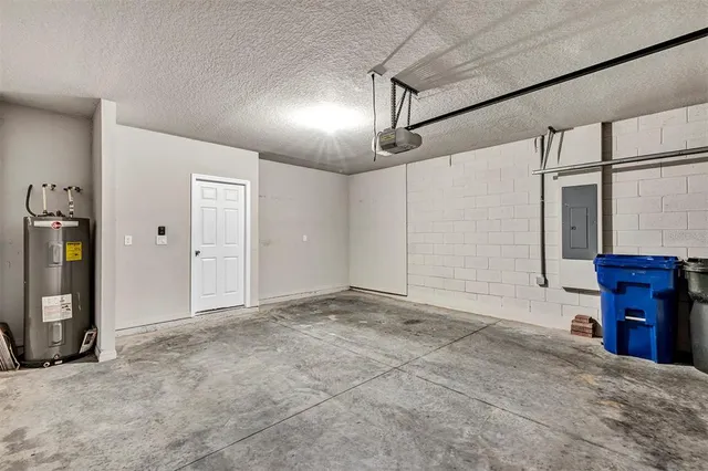 $348,400 | 1073 Desert Candle Drive, Ocoee, FL 34761