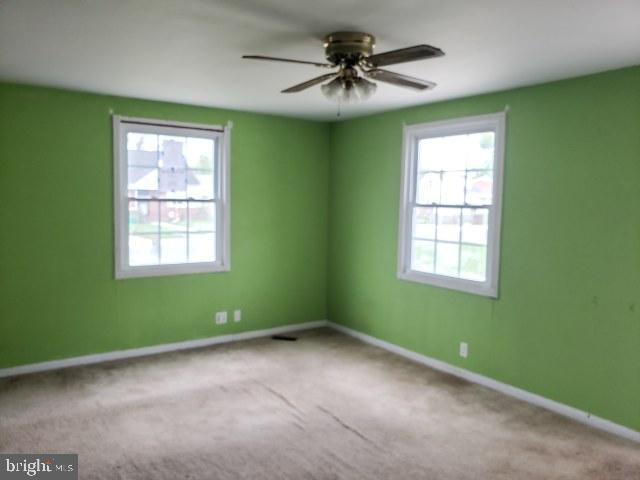 8216 Longpoint Road Baltimore, MD 21222 - Photo 2 of 17 Living room