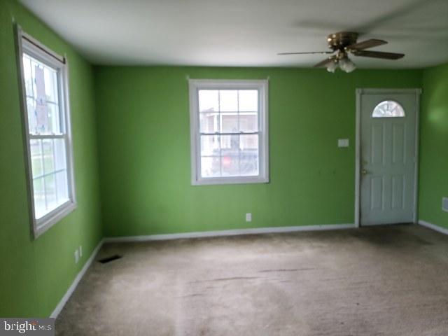 8216 Longpoint Road Baltimore, MD 21222 - Photo 3 of 17 Living room