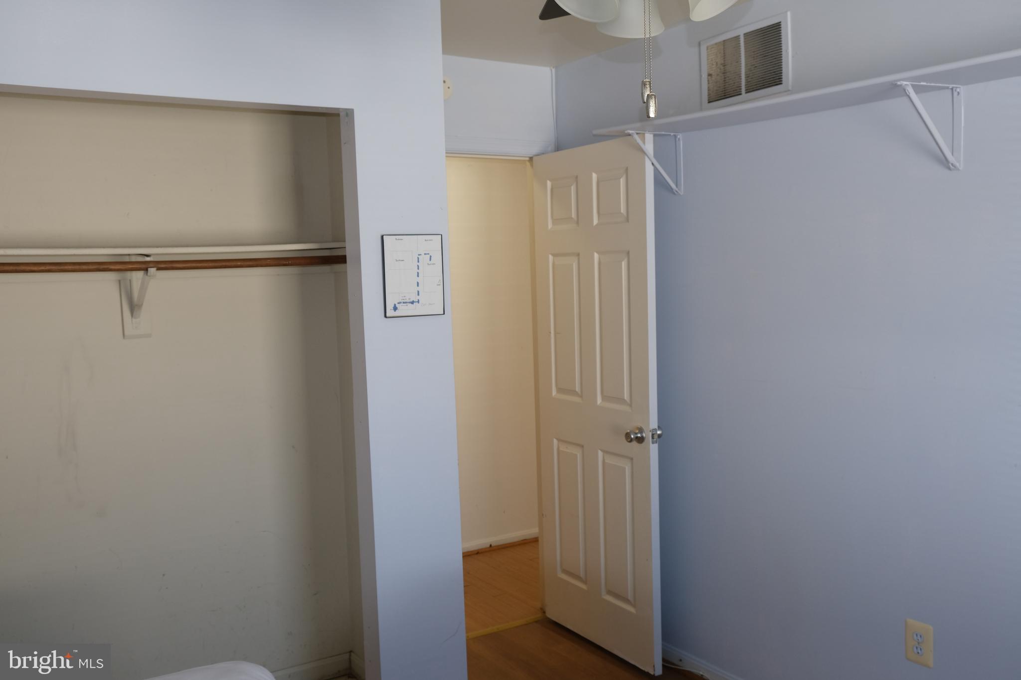 7802 East Shore Road Pasadena, MD 21122 - Photo 12 of 29 Gallery Image 12