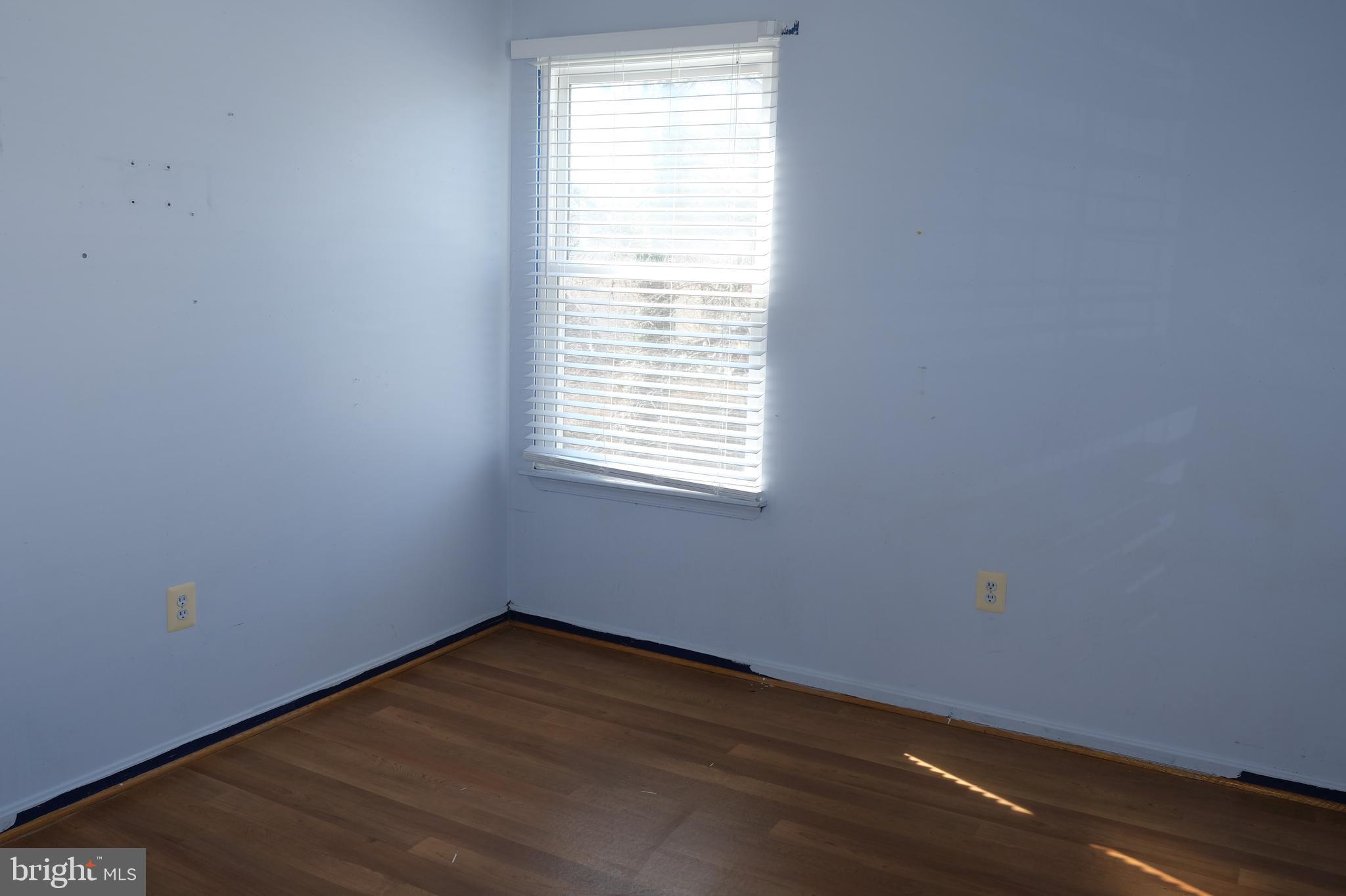 7802 East Shore Road Pasadena, MD 21122 - Photo 15 of 29 Gallery Image 15