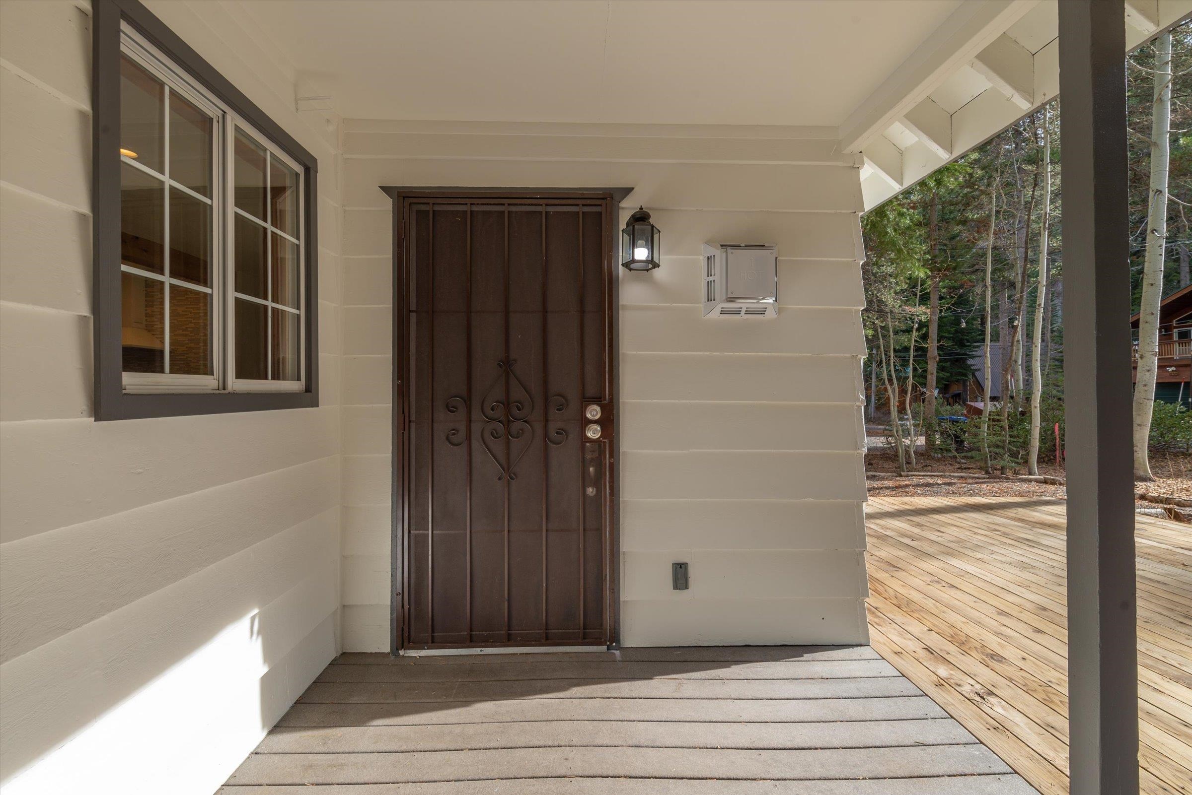 10332 Washoe Road Truckee, CA 96161 - Photo 19 of 20 Gallery Image 19