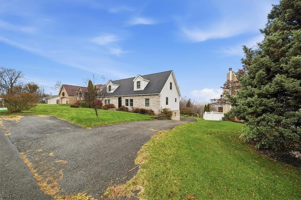 152 Buss Road Aliquippa, PA 15001 - Photo 3 of 35 Gallery Image 3