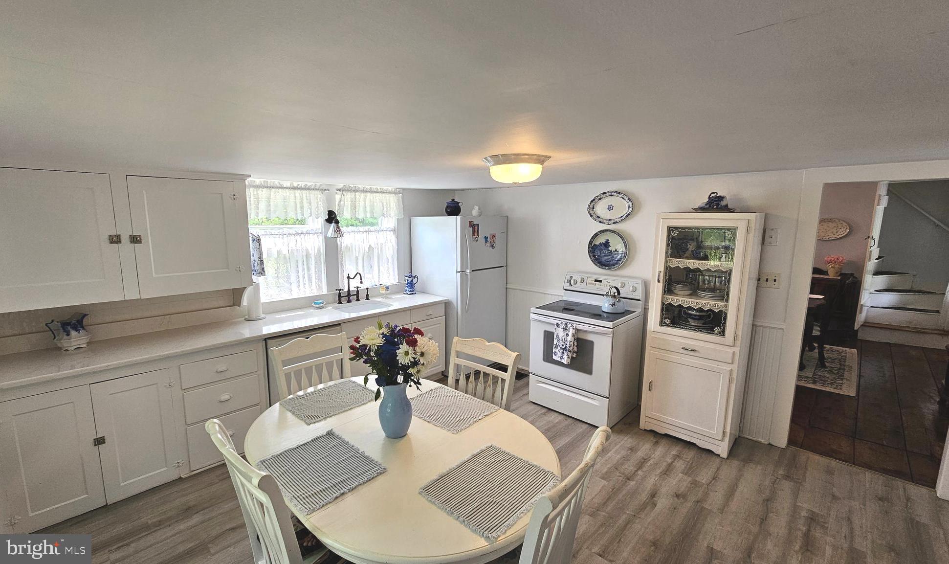 441 Dutch Neck Road East Windsor, NJ 08520 - Photo 14 of 50 Eat-In Sized Kitchen