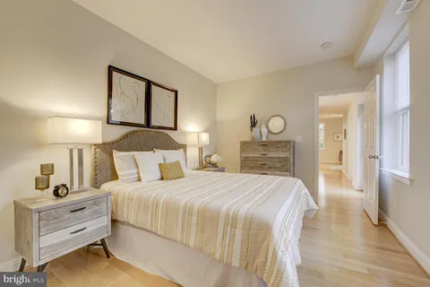 $588,000 | 220 13th Street Southeast, Unit 24, Washington, DC 20003