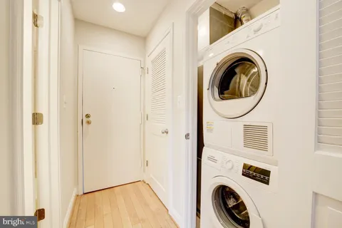 $588,000 | 220 13th Street Southeast, Unit 24, Washington, DC 20003