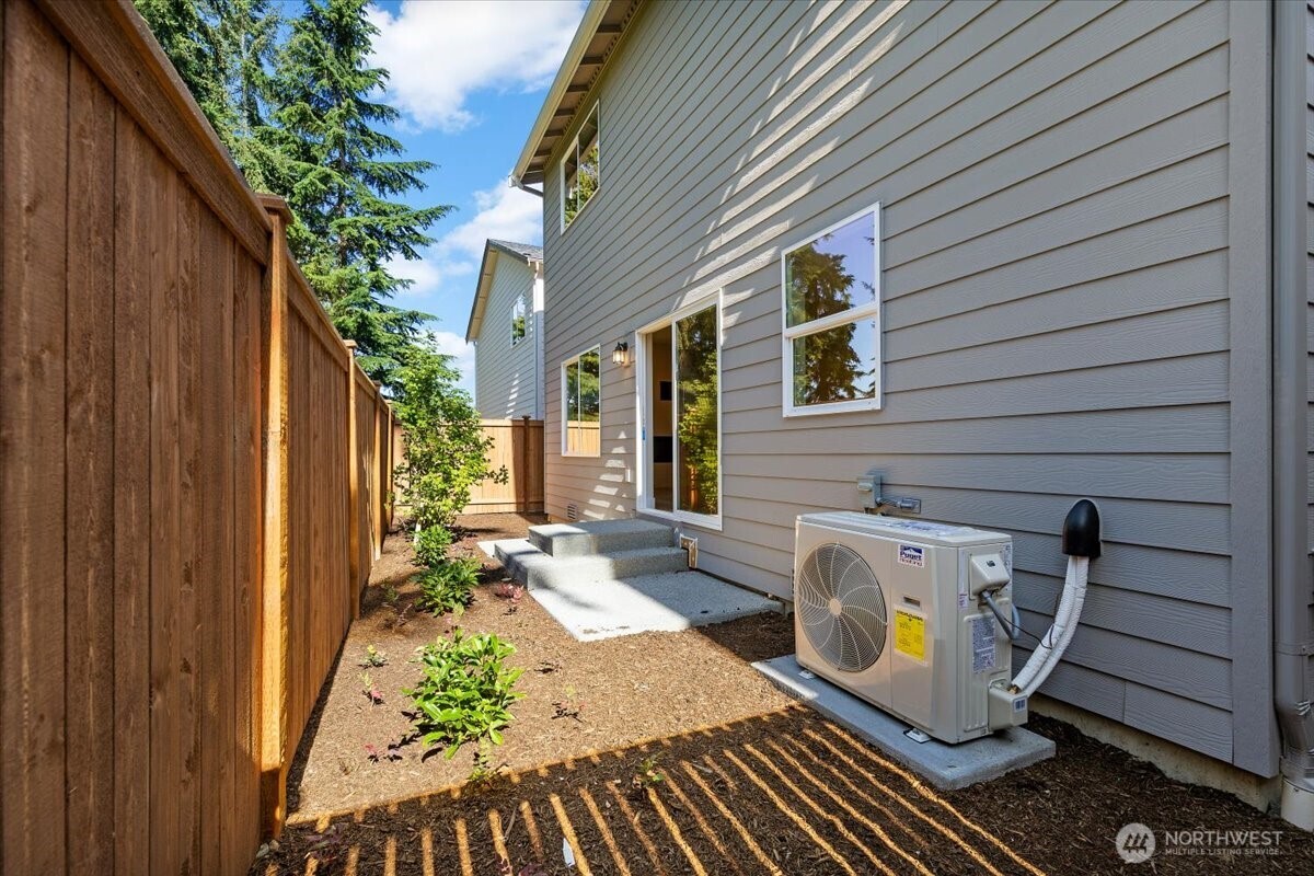 17915 Sunset Road Bothell, WA 98012 - Photo 17 of 32