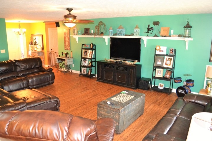 7837 Rucker 1 Road East Henderson, KY 42420 - Photo 4 of 34 Gallery Image 4