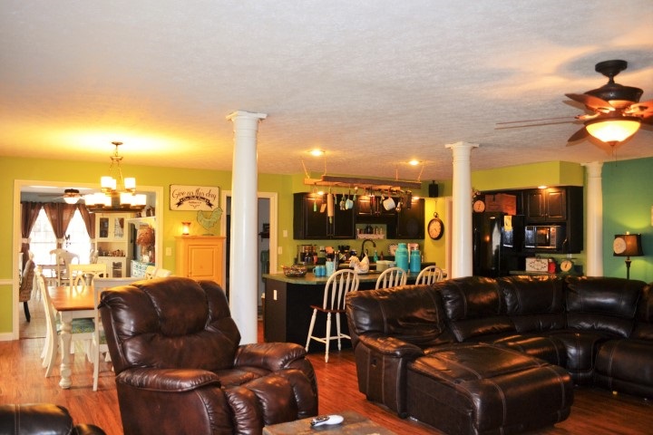 7837 Rucker 1 Road East Henderson, KY 42420 - Photo 6 of 34 Gallery Image 6