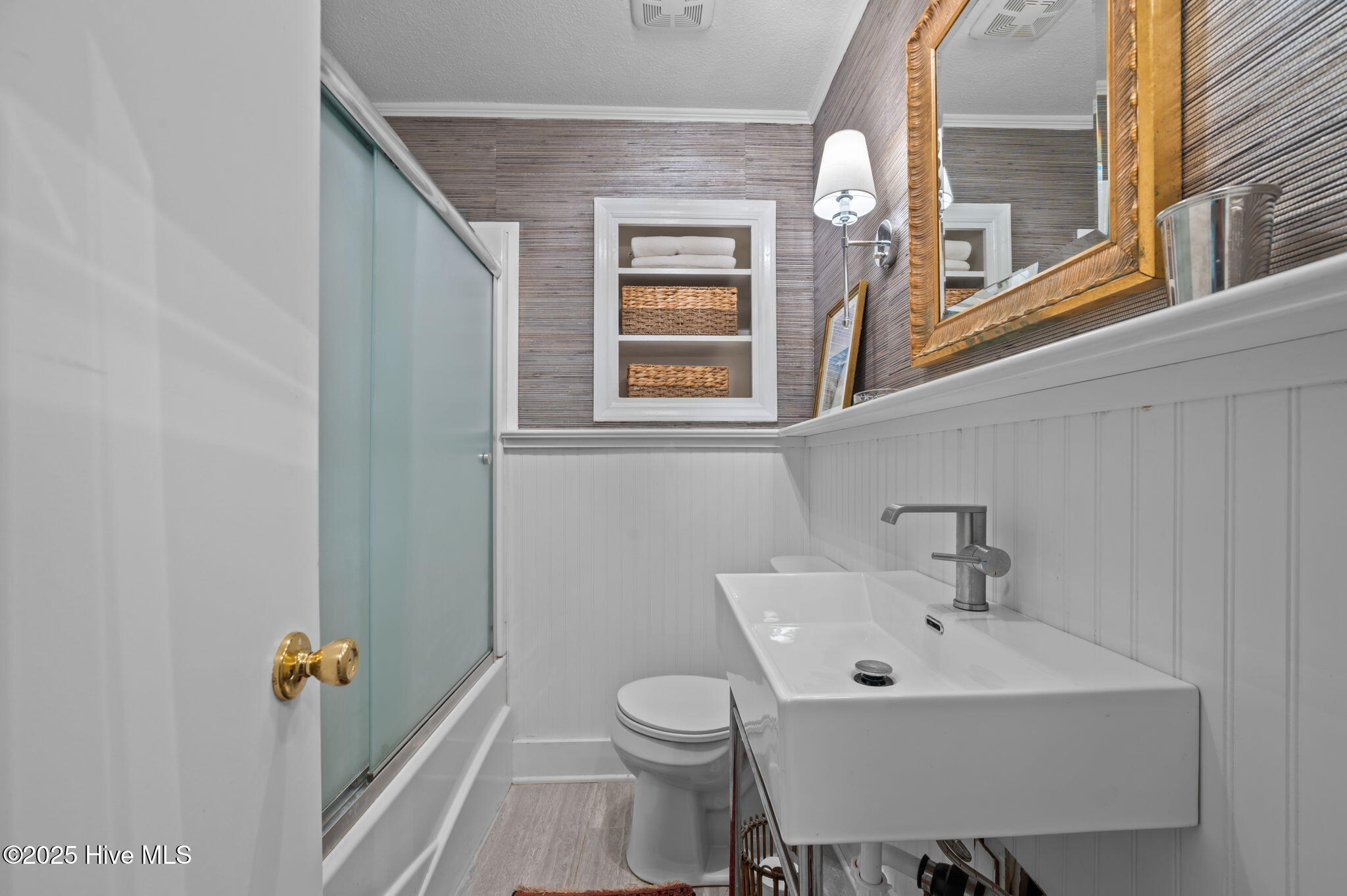 307 Rodmans Road Washington, NC 27889 - Photo 28 of 38 Updated hall bathroom.