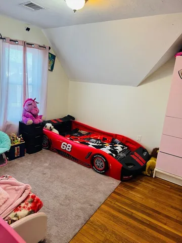 $2,400 | 25 John Street, Unit 3, Attleboro, MA 02703