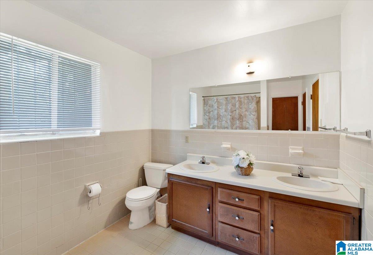 1376 Southwest 15th Street Birmingham, AL 35211 - Photo 11 of 16