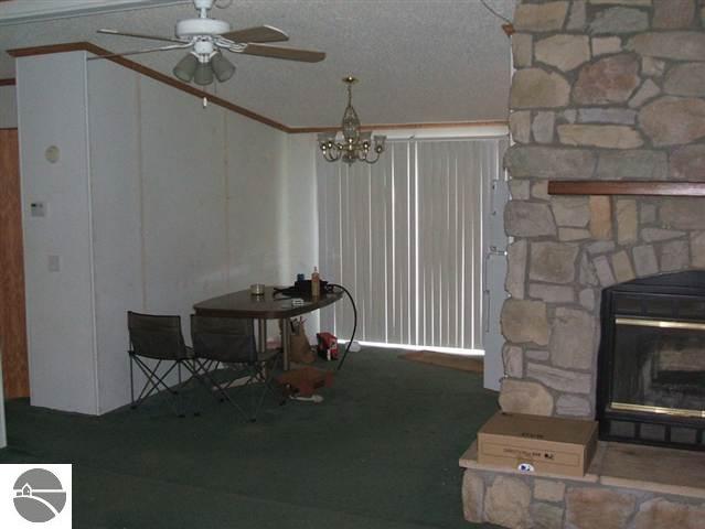 2122 East 30 Road Cadillac, MI 49601 - Photo 9 of 15 1717753-8.JPG