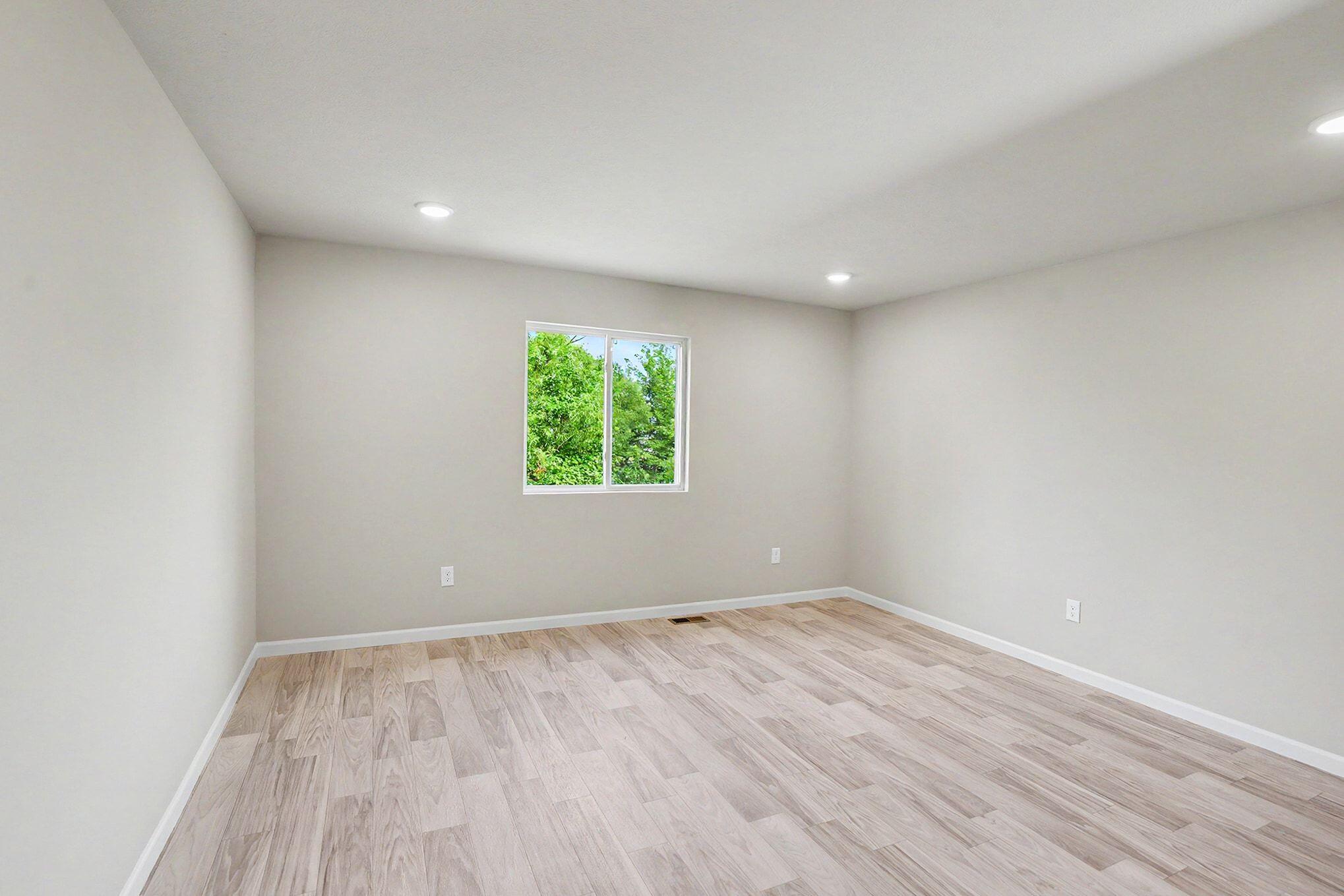 71372 Embassy Road Edwardsburg, MI 49112 - Photo 11 of 39 SGN038-i2060-Primary BR