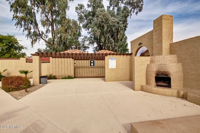 $174,899 | 4601 North 102nd Avenue, Unit 2202, Phoenix, AZ 85037