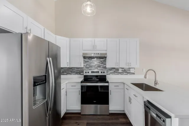 $174,899 | 4601 North 102nd Avenue, Unit 2202, Phoenix, AZ 85037