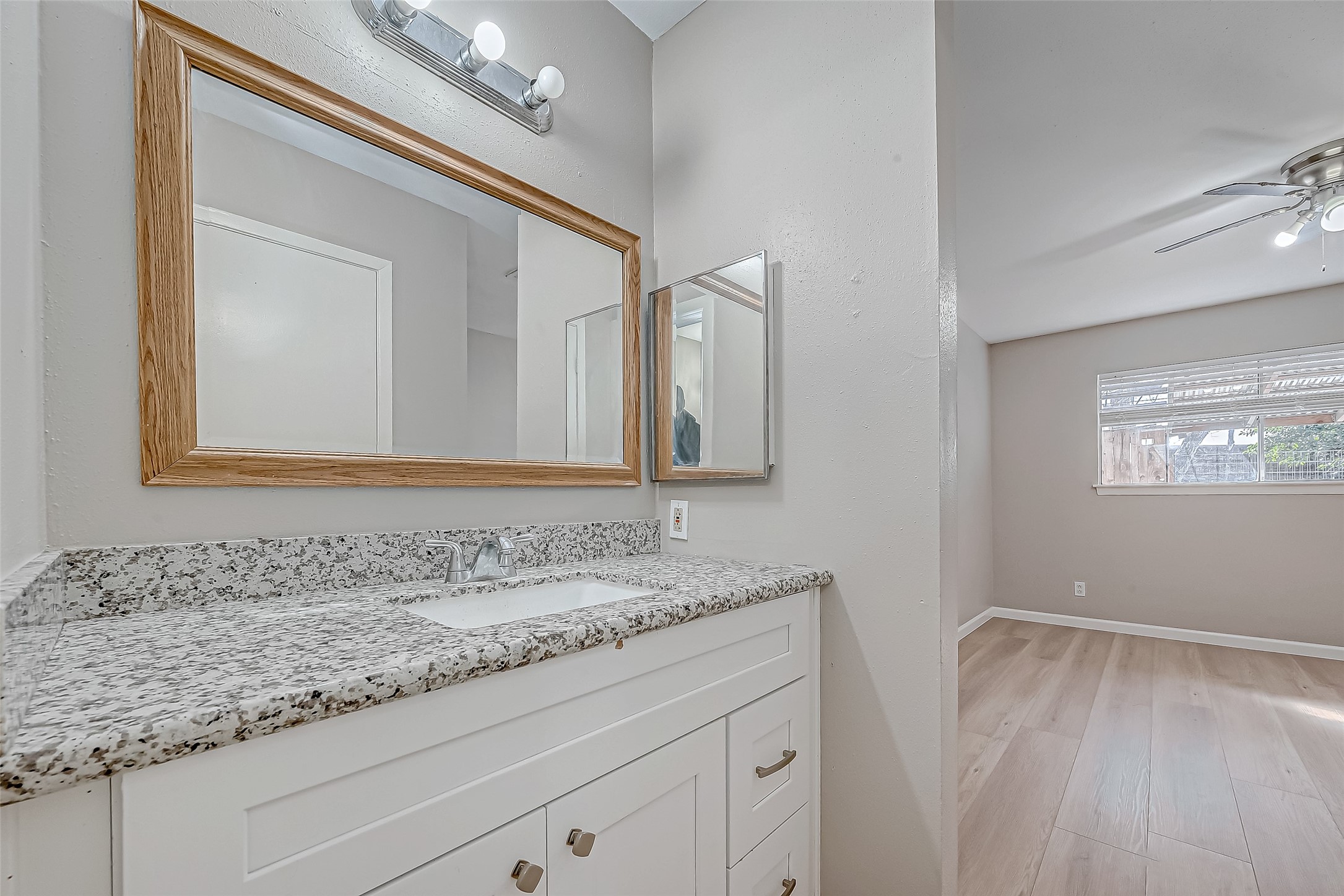 7315 Housman Houston, TX 77055 - Photo 41 of 49