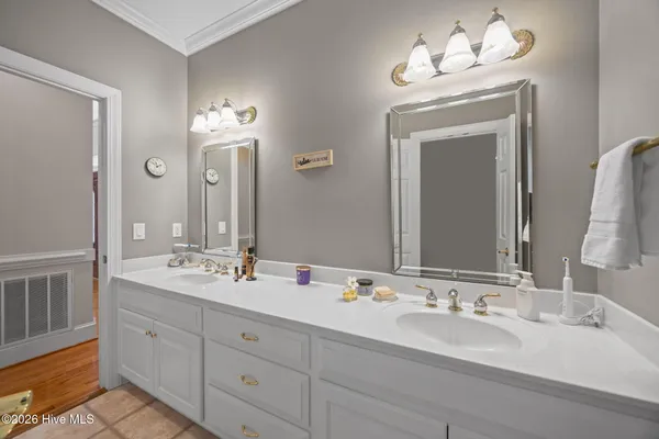 $449,900 | 2094 Autumn Drive, Kinston, NC 28501