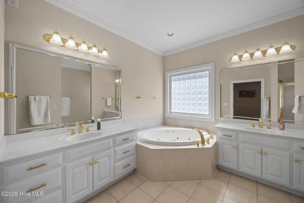 $449,900 | 2094 Autumn Drive, Kinston, NC 28501