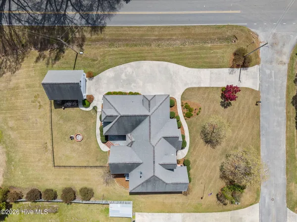 $449,900 | 2094 Autumn Drive, Kinston, NC 28501